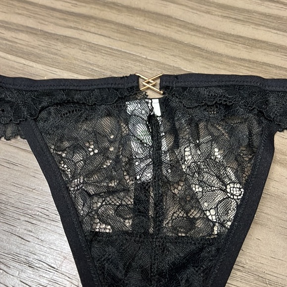 AERIE LACE THONG LARGE NEW BLACK - Picture 4 of 11